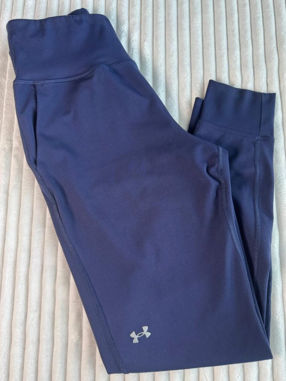 Under Armour Women’s Navy Blue High Rise Athletic Jogger Leggings S